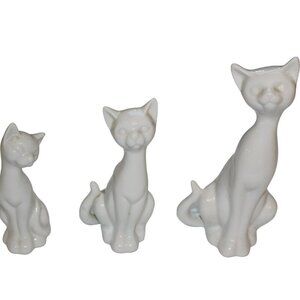Vintage Trio Family of White Siamese Cats Otagiri OMC Japan Mint (Trio is RARE)